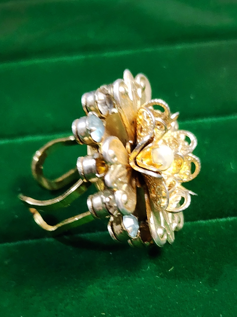 Vintage 1980s Gold Tone Floral Statement Ring Blue Rhinestone Faux Pearl